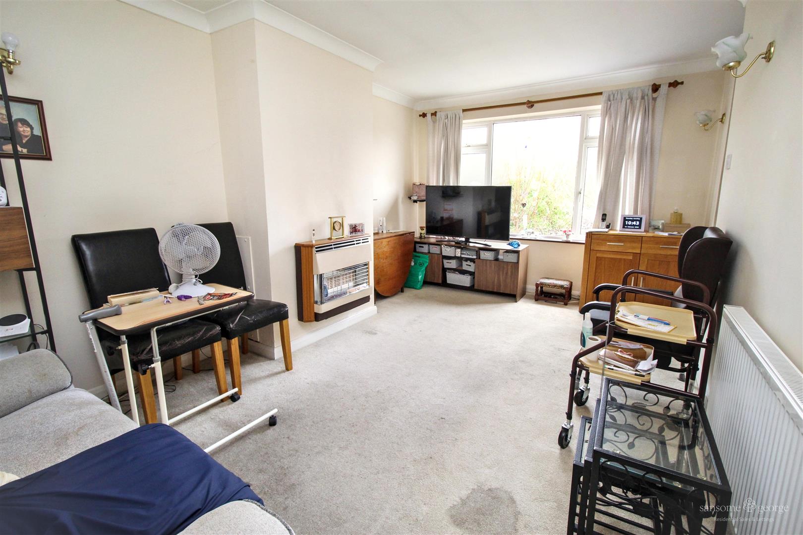 2 bed property in Colyton Way, Reading